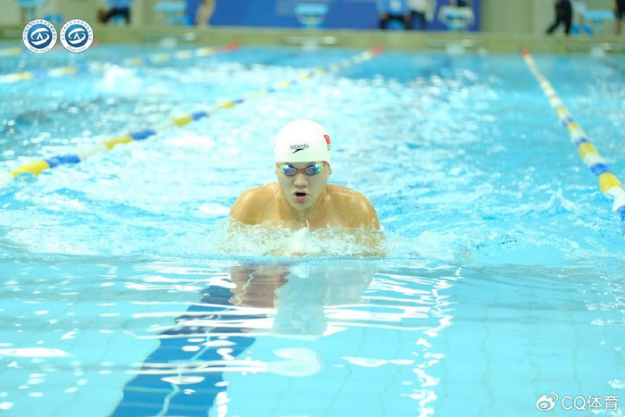 关于一场经典之战！游泳点燃球迷热情的信息