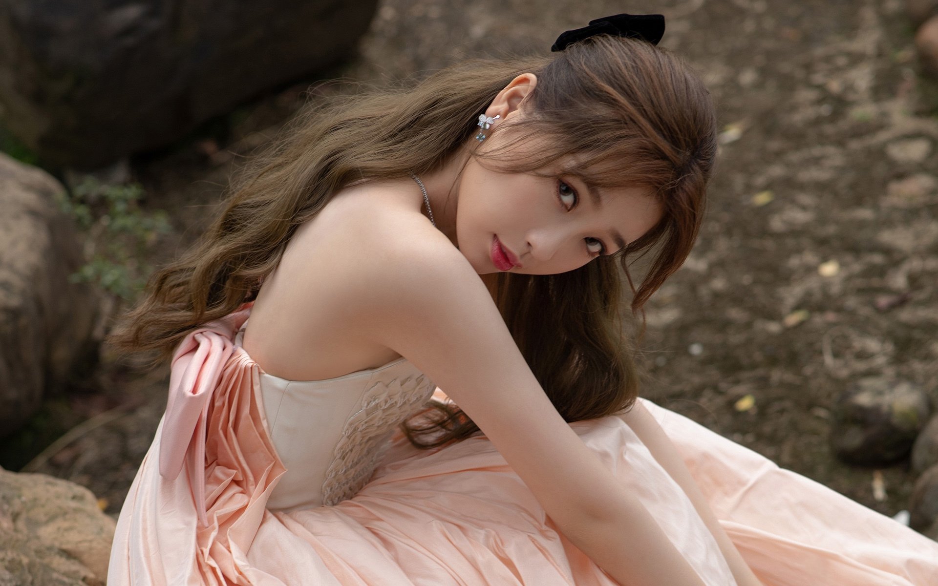 双线收割，当凯尔特人在CBA赛场完成11冠拼图，福克斯在迈阿密街道接管比赛