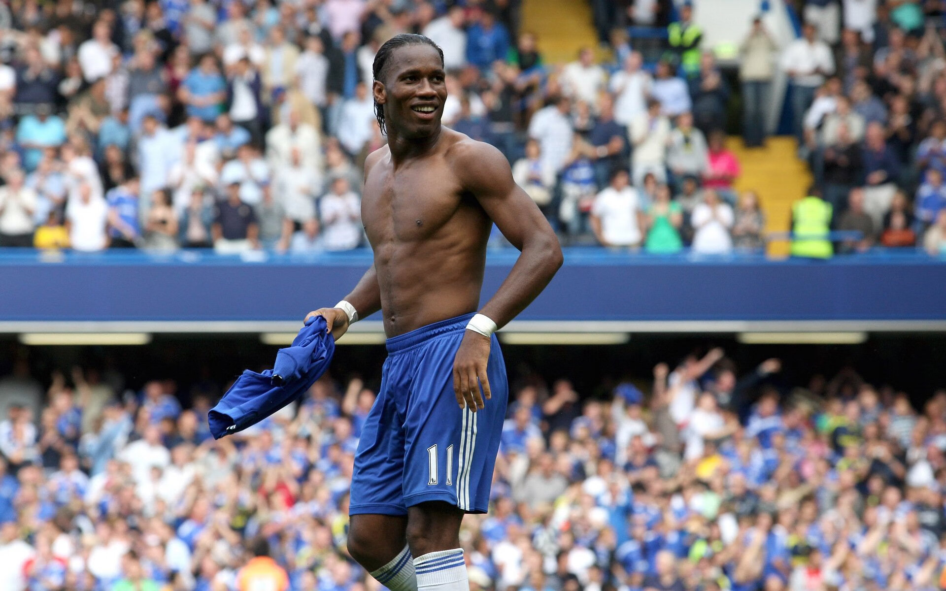 跨洲际的惊险一夜，当NBA季后赛遇见南美足球风暴