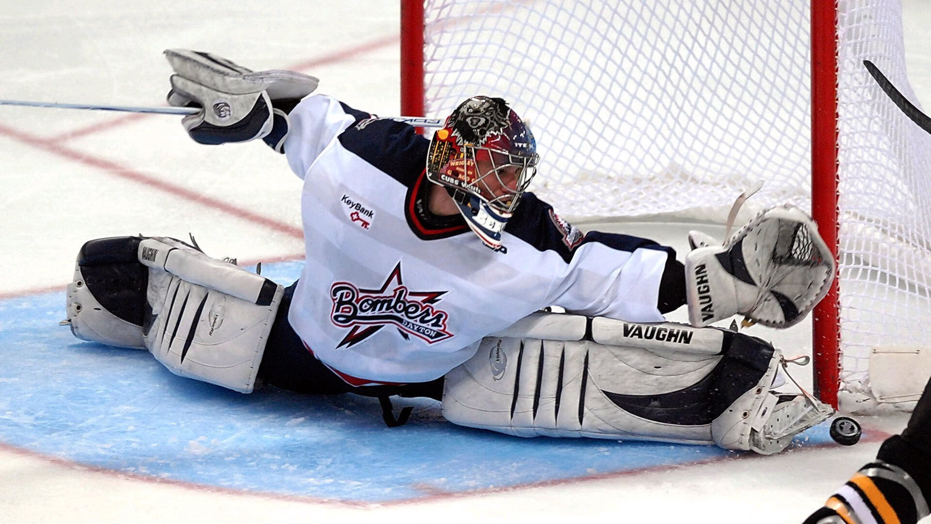 开云体育app-攻防天秤倾斜！骑士窒息强压撕裂开拓者，文班亚马逆境中上演教科书攻防课