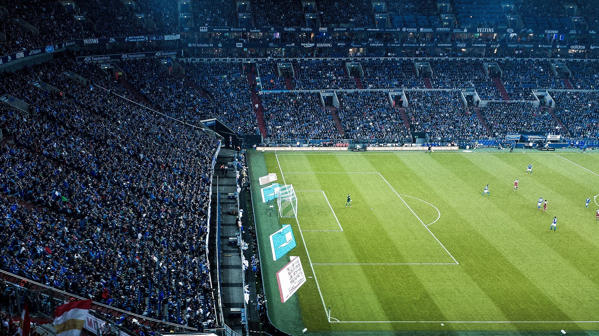 同一天空的见证，德甲争冠的烽烟与NBA的冷门迭爆